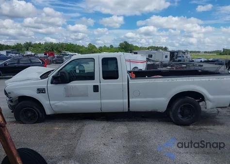 2002 Ford F-250 Lariat/Xl/Xlt z USA, uszkodzony, nr VIN 1FTNX20LX2EB20269